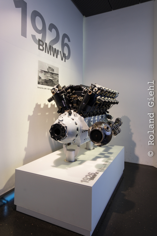 BMW_Museum_und_Welt_20161209_035