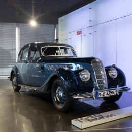 BMW_Museum_und_Welt_20161209_016