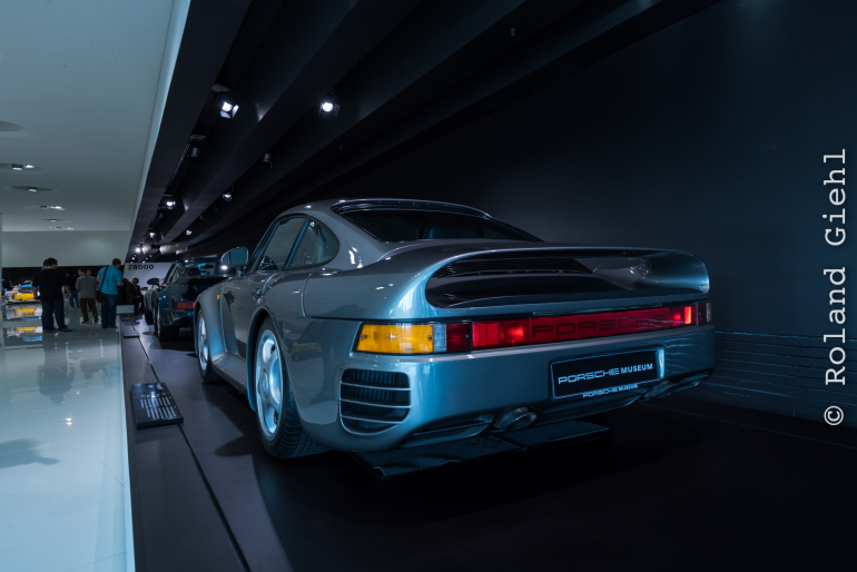 Porsche_Museum_20141122_059