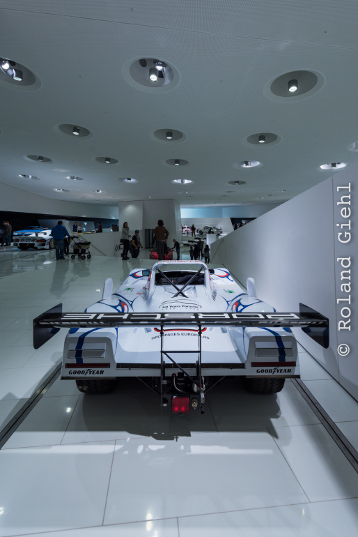 Porsche_Museum_20141122_056