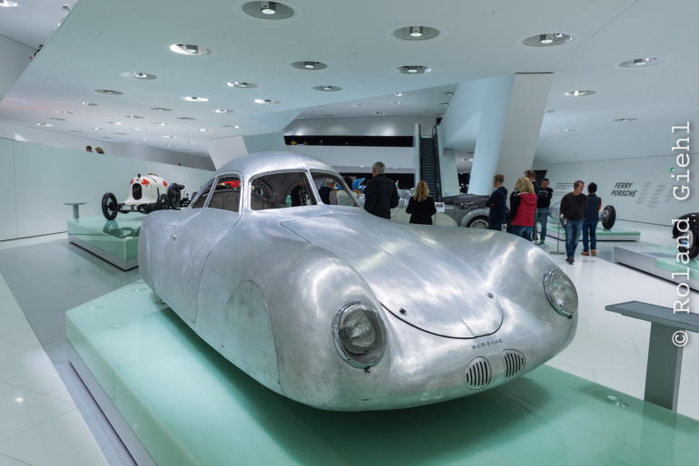 Porsche_Museum_20141122_048