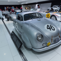 Porsche_Museum_20141122_010