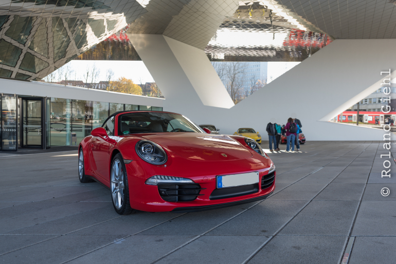 Porsche_Museum_20141122_004