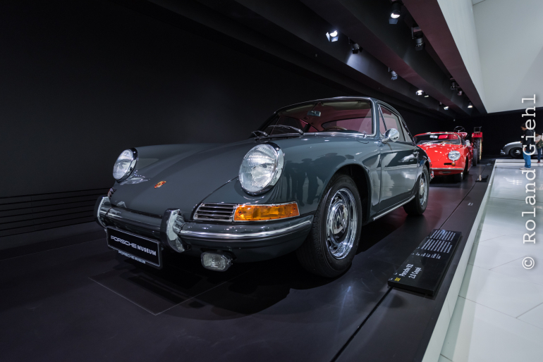 Porsche_Museum_20141122_026