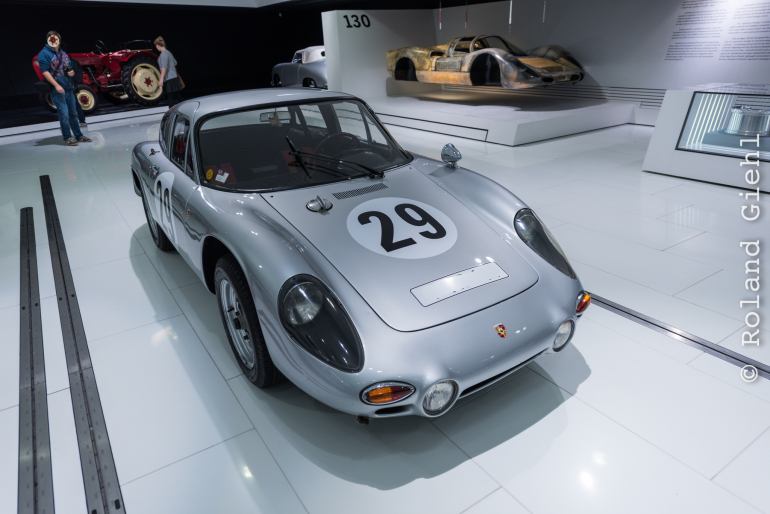 Porsche_Museum_20141122_017