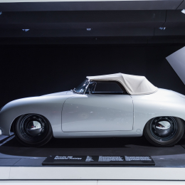 Porsche_Museum_20141122_023