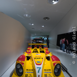 Porsche_Museum_20141122_055