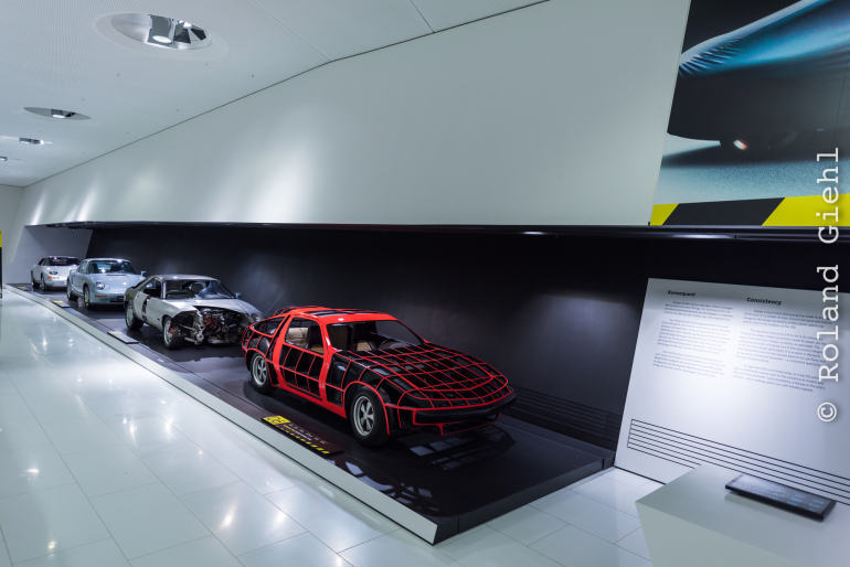 Porsche_Museum_20141122_072