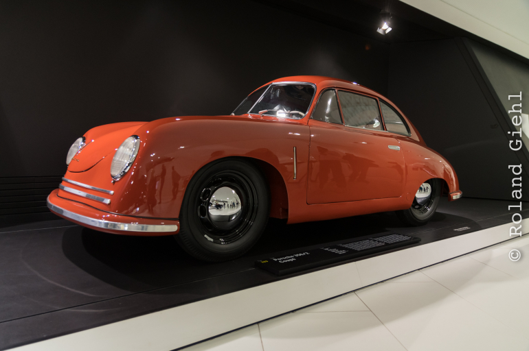Porsche_Museum_20171105_004
