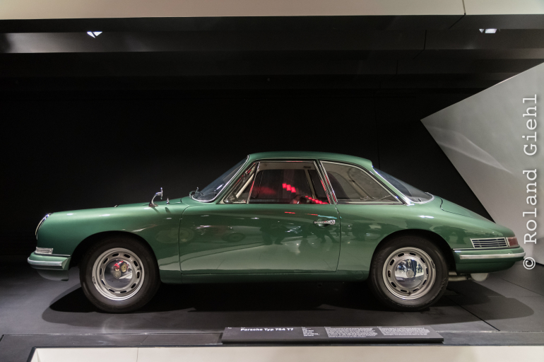 Porsche_Museum_20171105_010